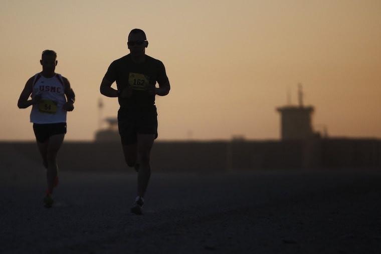 Bieganie na bieżni czy w terenie – co jest lepsze dla Twojego zdrowia?