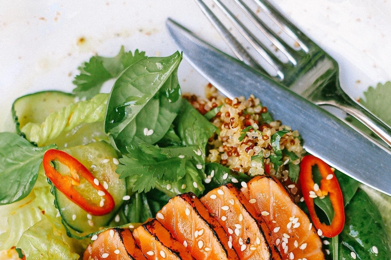 Jak poprawnie podgrzewać dietę pudełkową?